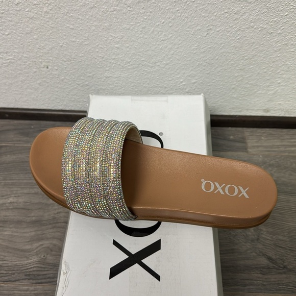Elegant Tan and Silver Women's Slide Sandals Rhinestone sandals XOXO - Picture 6 of 6